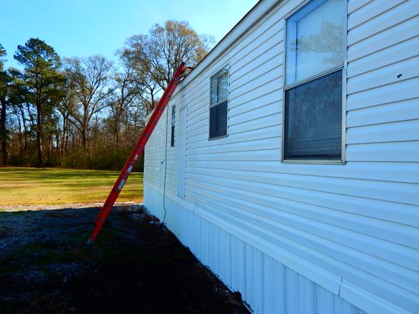 Vinyl siding washing